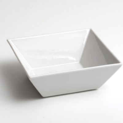 alquiler de platos para banquetes